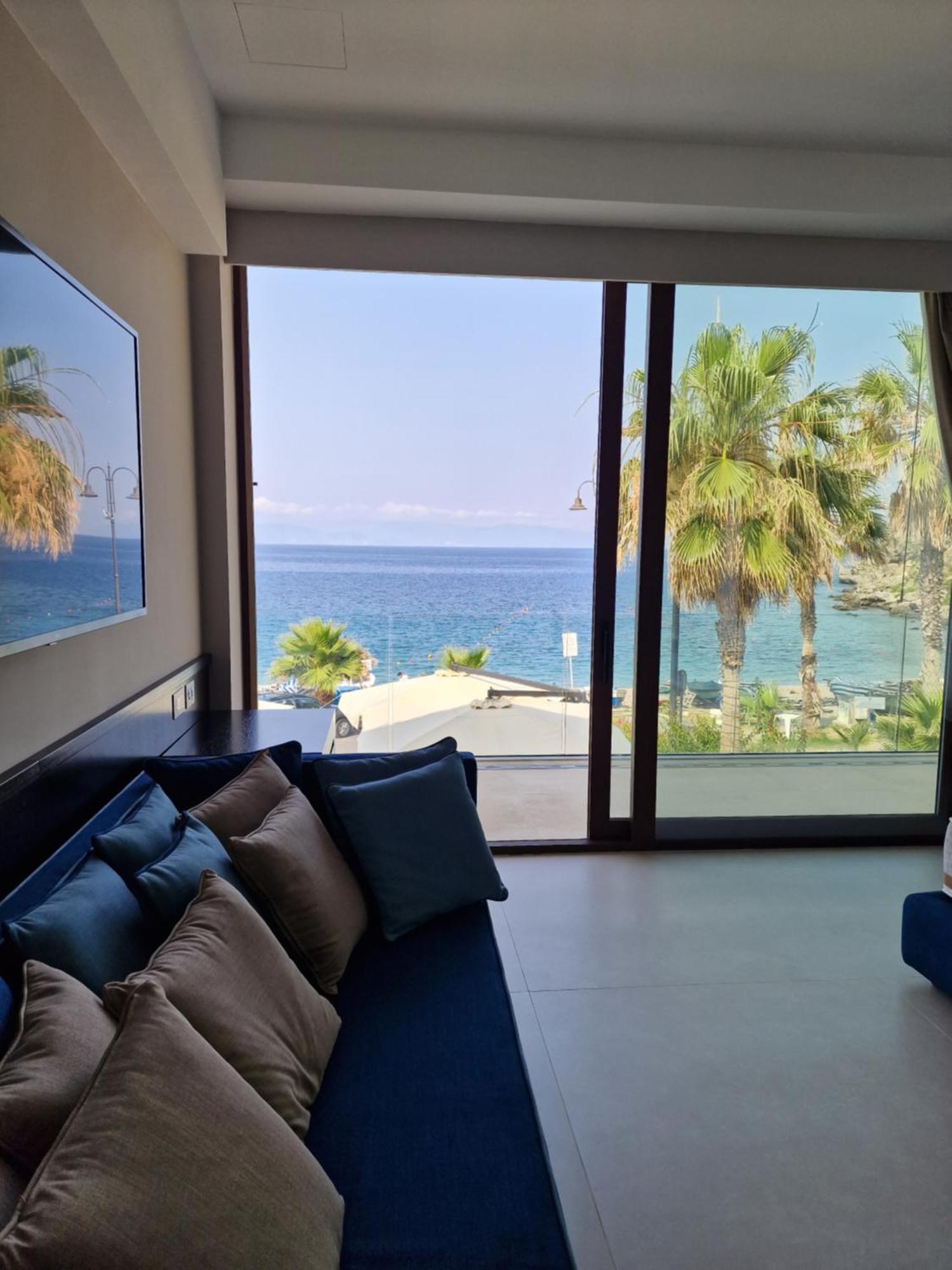 Ngonia Bay Boutique Hotel Milazzo Esterno foto