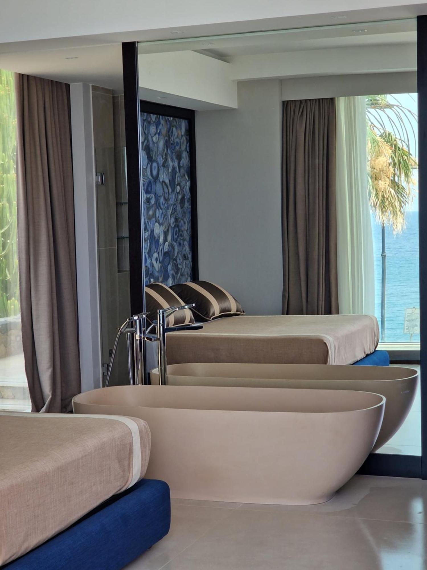 Ngonia Bay Boutique Hotel Milazzo Esterno foto