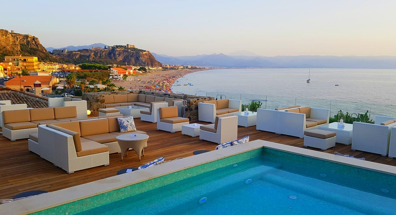 Ngonia Bay Boutique Hotel Milazzo Esterno foto