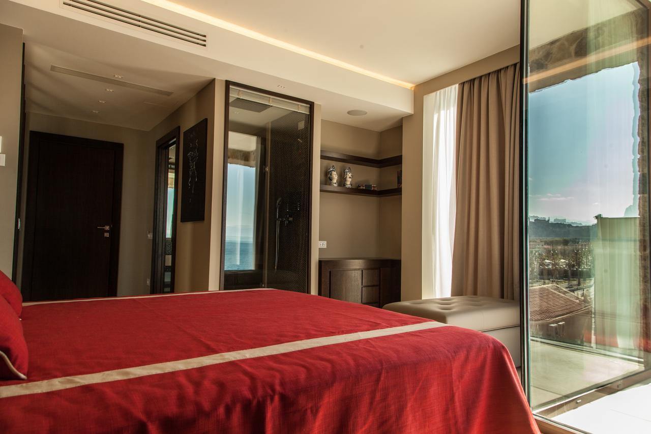 Ngonia Bay Boutique Hotel Milazzo Esterno foto
