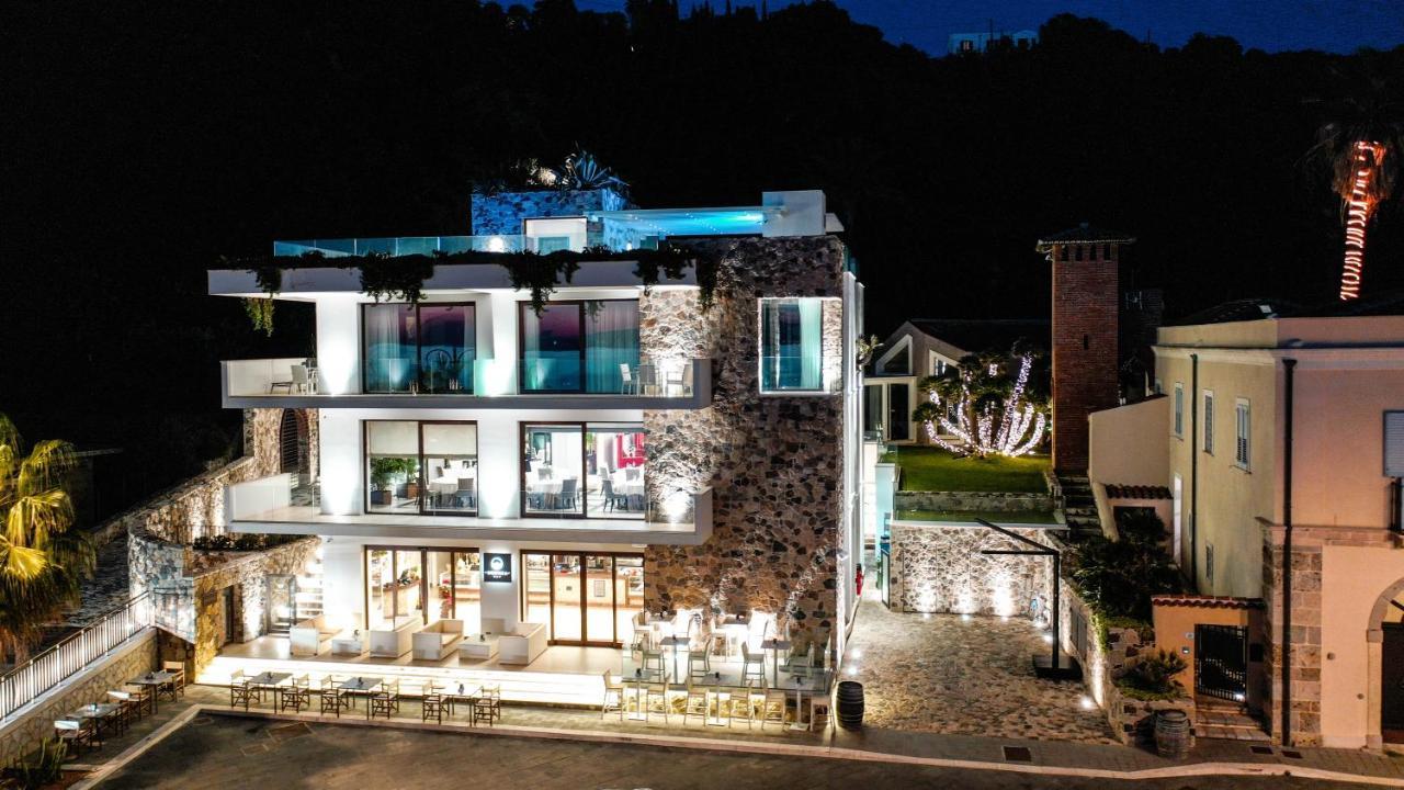 Ngonia Bay Boutique Hotel Milazzo Esterno foto