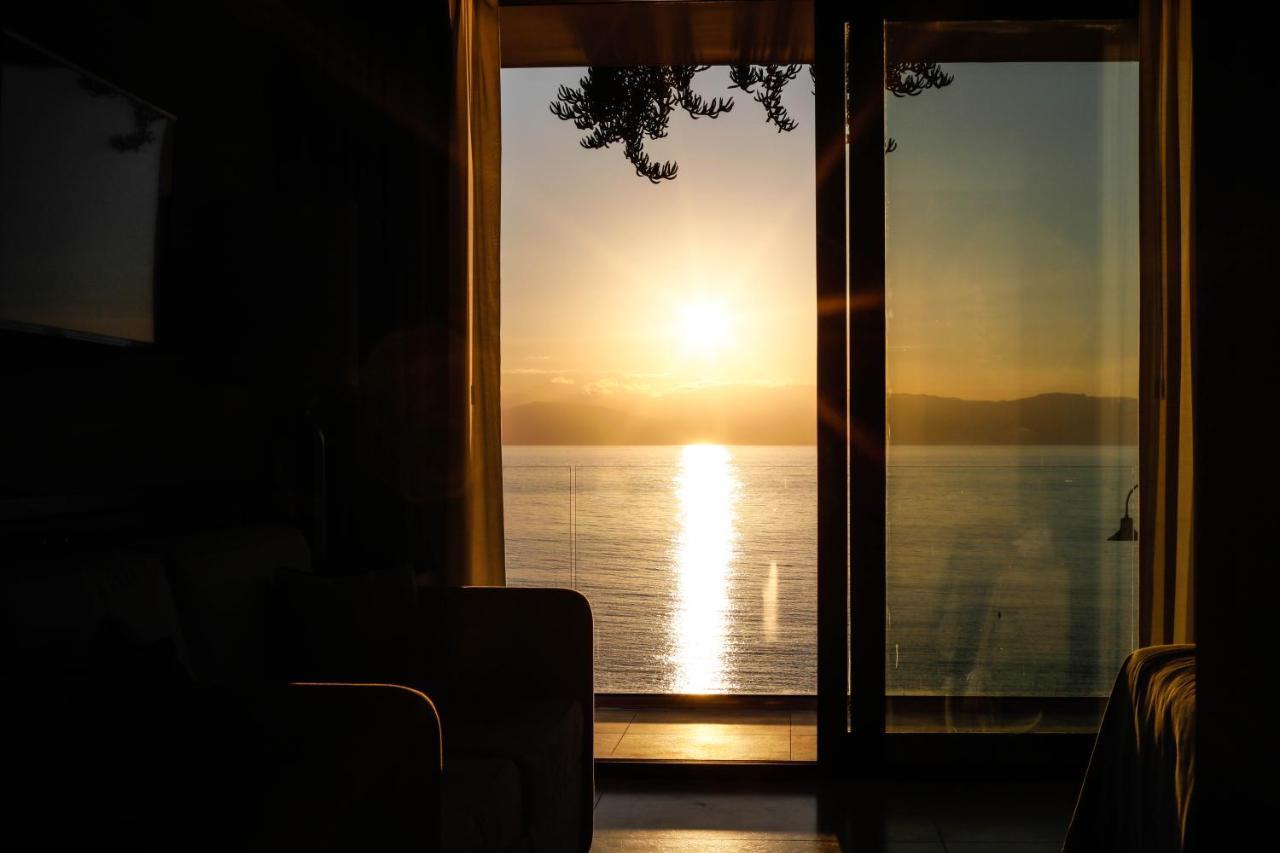 Ngonia Bay Boutique Hotel Milazzo Esterno foto