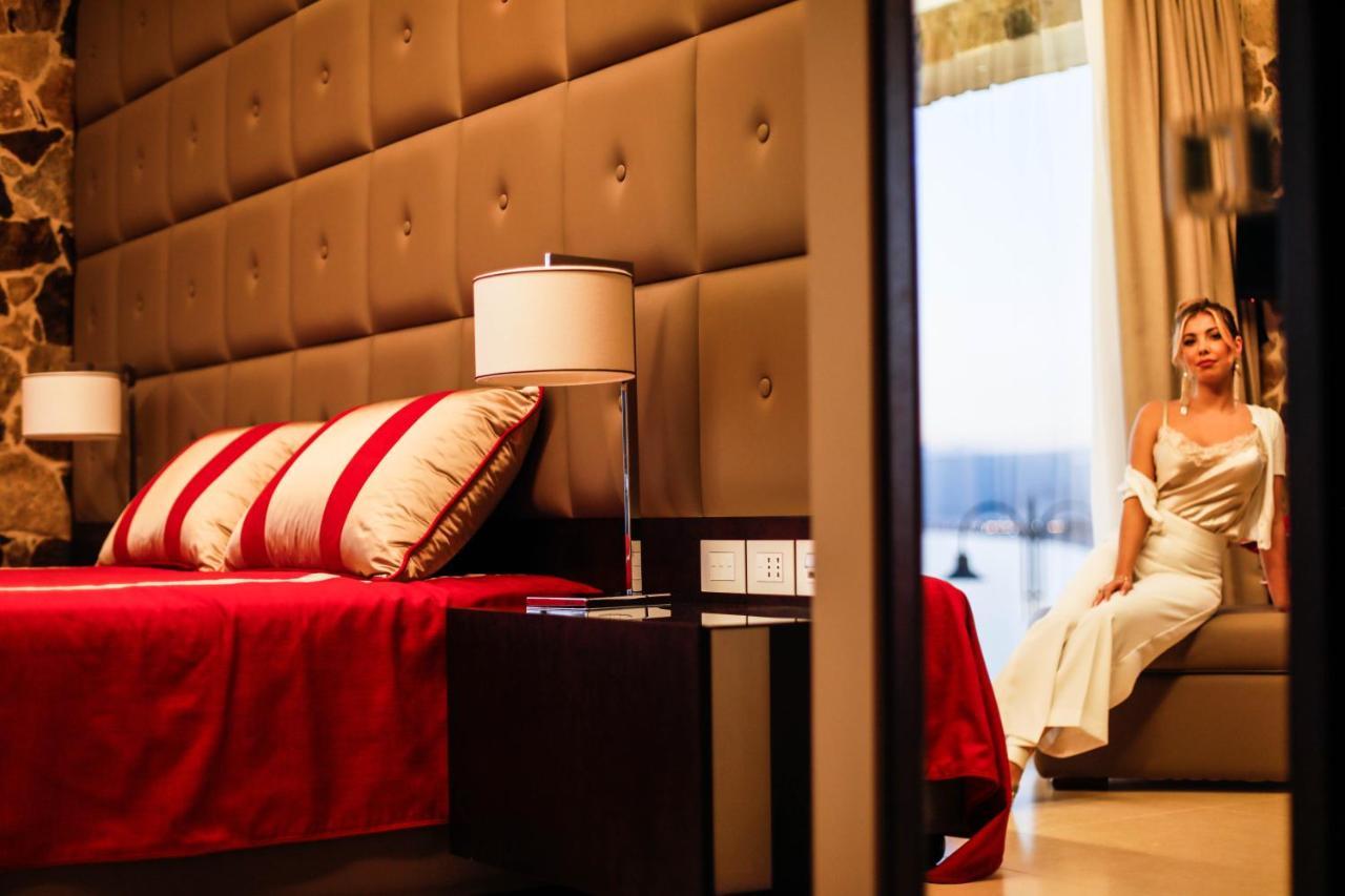 Ngonia Bay Boutique Hotel Milazzo Esterno foto