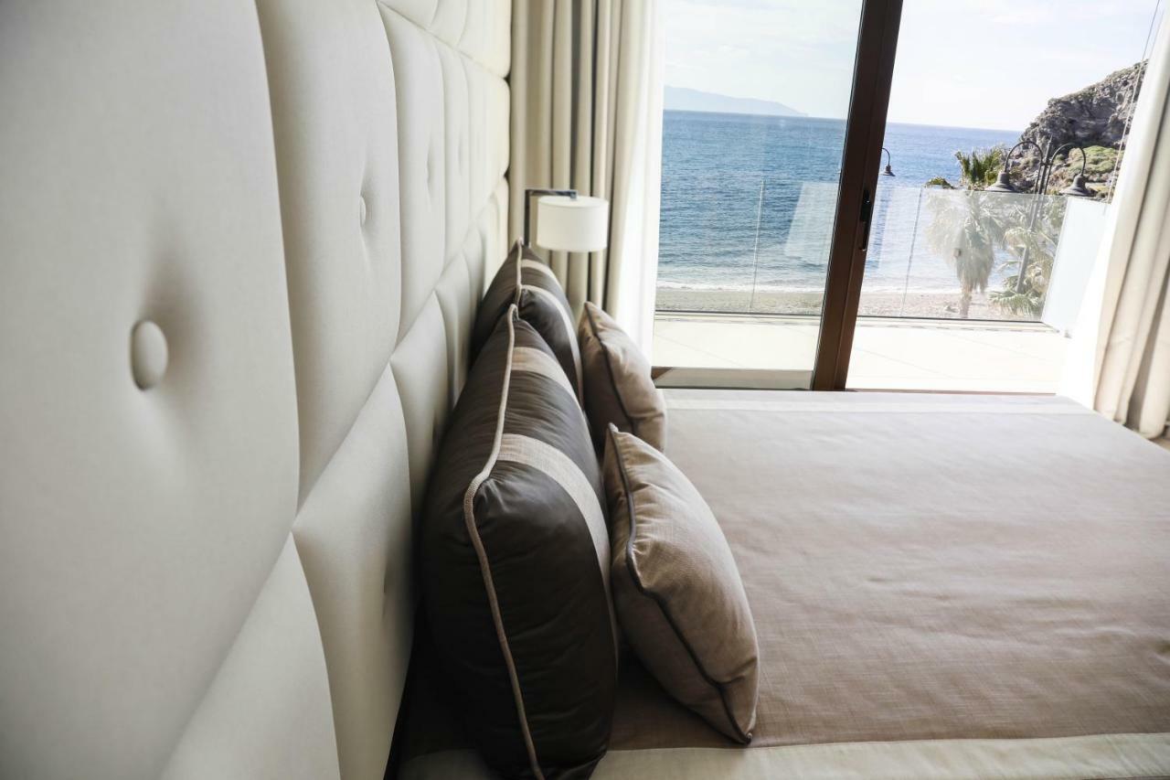 Ngonia Bay Boutique Hotel Milazzo Esterno foto