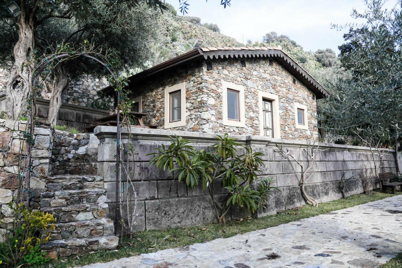Ngonia Bay Boutique Hotel Milazzo Esterno foto